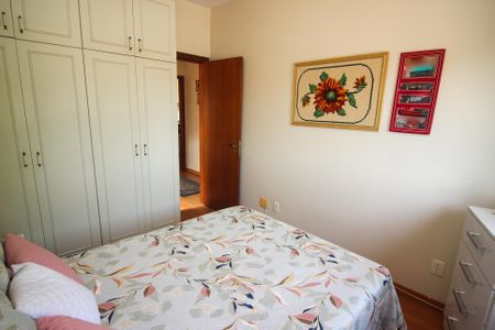 Casa de condomínio à venda com 186m², 3 quartos e 2 vagas Casa de condomínio à venda com 186m², 3 quartos e 2 vagasQuarto 1