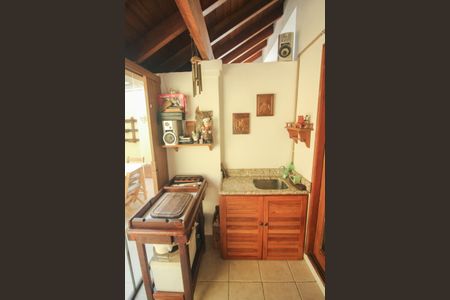 Casa de condomínio à venda com 186m², 3 quartos e 2 vagas Casa de condomínio à venda com 186m², 3 quartos e 2 vagasVaranda