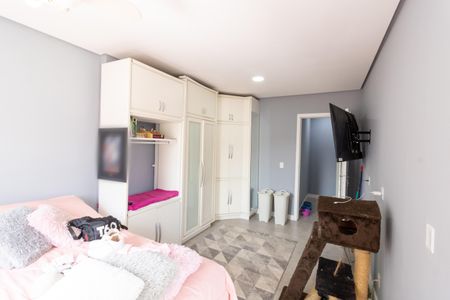 Casa à venda com 297m², 3 quartos e 2 vagas Casa à venda com 297m², 3 quartos e 2 vagasQuarto