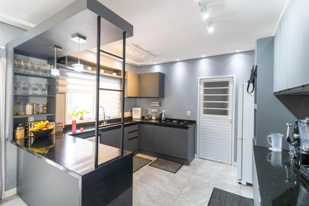Casa à venda com 297m², 3 quartos e 2 vagas Casa à venda com 297m², 3 quartos e 2 vagasCozinha