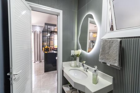 Casa à venda com 297m², 3 quartos e 2 vagas Casa à venda com 297m², 3 quartos e 2 vagasLavabo