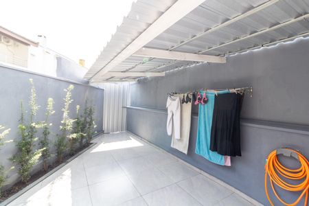 Casa à venda com 297m², 3 quartos e 2 vagas Casa à venda com 297m², 3 quartos e 2 vagasQuintal