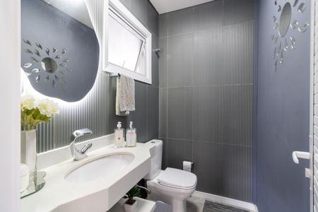 Casa à venda com 297m², 3 quartos e 2 vagas Casa à venda com 297m², 3 quartos e 2 vagasLavabo