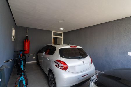 Casa à venda com 297m², 3 quartos e 2 vagas Casa à venda com 297m², 3 quartos e 2 vagasGaragem