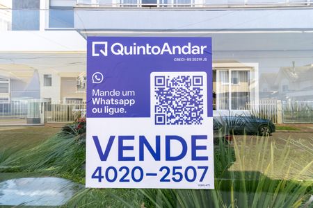 Casa à venda com 297m², 3 quartos e 2 vagas Casa à venda com 297m², 3 quartos e 2 vagasPlaquinha