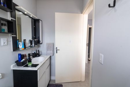 Casa à venda com 297m², 3 quartos e 2 vagas Casa à venda com 297m², 3 quartos e 2 vagasBanheiro da Suíte 1