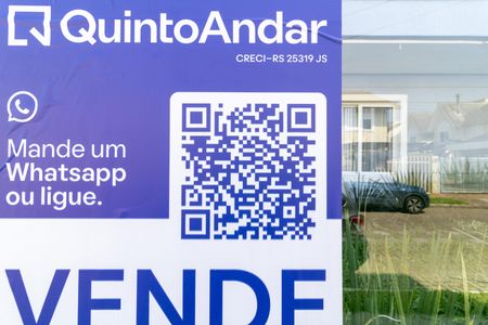 Casa à venda com 297m², 3 quartos e 2 vagas Casa à venda com 297m², 3 quartos e 2 vagasPlaquinha