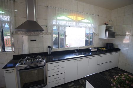 Casa para alugar com 637m², 3 quartos e 1 vagaCozinha e Área de Serviço