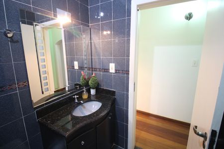 Casa para alugar com 637m², 3 quartos e 1 vagaBanheiro 1