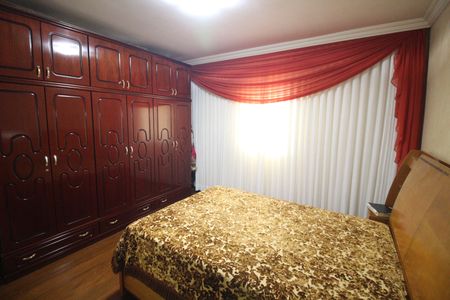 Casa para alugar com 637m², 3 quartos e 1 vagaQuarto 1