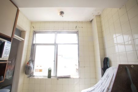 Apartamento à venda com 65m², 2 quartos e 1 vagaÁrea de Serviço