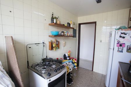 Apartamento à venda com 65m², 2 quartos e 1 vagaCozinha