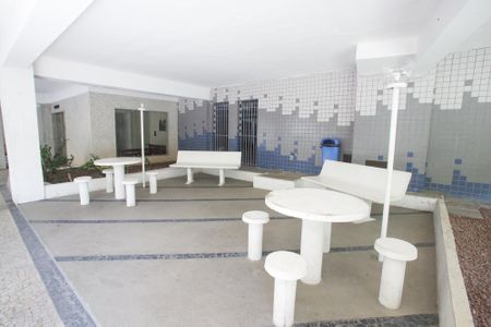 Apartamento à venda com 65m², 2 quartos e 1 vagaÁrea de Lazer