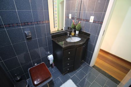 Casa para alugar com 242m², 3 quartos e 1 vagaBanheiro 1