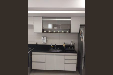 Apartamento à venda com 67m², 2 quartos e 1 vagaCozinha