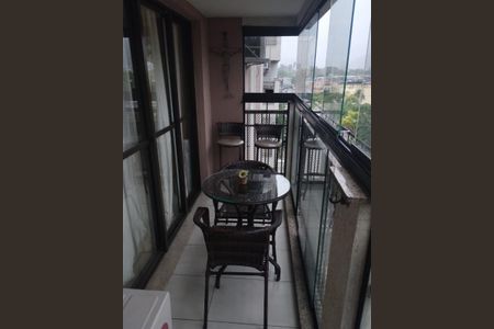 Apartamento à venda com 67m², 2 quartos e 1 vagaVaranda