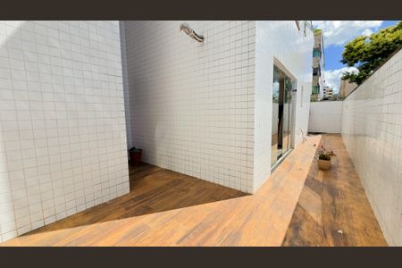 Apartamento à venda com 138m², 3 quartos e 2 vagas