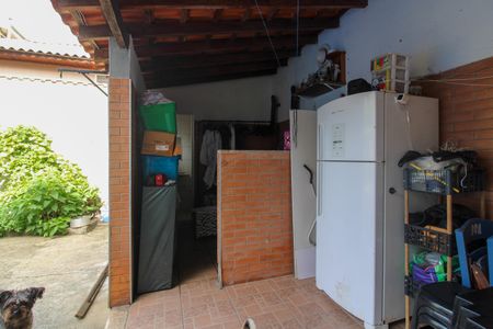 Casa à venda com 208m², 3 quartos e 1 vaga Casa à venda com 208m², 3 quartos e 1 vagaárea fundo