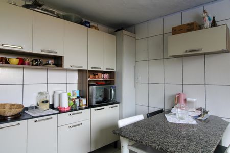 Casa à venda com 208m², 3 quartos e 1 vaga Casa à venda com 208m², 3 quartos e 1 vagaCozinha