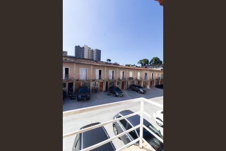Casa de condomínio para alugar com 69m², 2 quartos e 1 vaga Casa de condomínio para alugar com 69m², 2 quartos e 1 vagaVaranda
