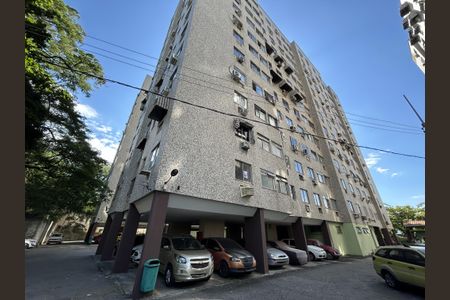 Apartamento à venda com 57m², 2 quartos e 1 vagaFachada do bloco