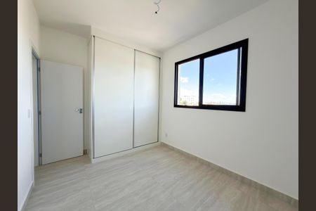 Apartamento à venda com 2 quartos, 75m² em Novo Riacho, Contagem