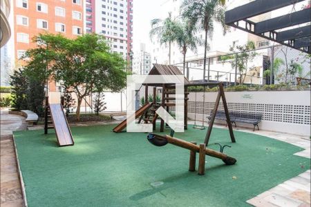 Apartamento à venda com 197m², 4 quartos e 3 vagas Apartamento à venda com 197m², 4 quartos e 3 vagasPlayground