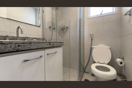 Apartamento à venda com 197m², 4 quartos e 3 vagas Apartamento à venda com 197m², 4 quartos e 3 vagasBanheiro