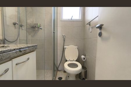 Apartamento à venda com 197m², 4 quartos e 3 vagas Apartamento à venda com 197m², 4 quartos e 3 vagasBanheiro