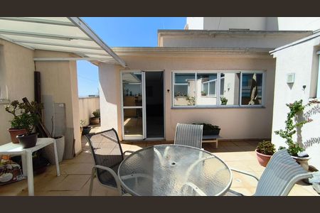 Apartamento à venda com 197m², 4 quartos e 3 vagas Apartamento à venda com 197m², 4 quartos e 3 vagasCobertura