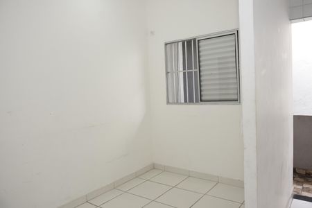 Casa para alugar com 2 quartos, 85m² em Jardim Dom José, Embu das Artes
