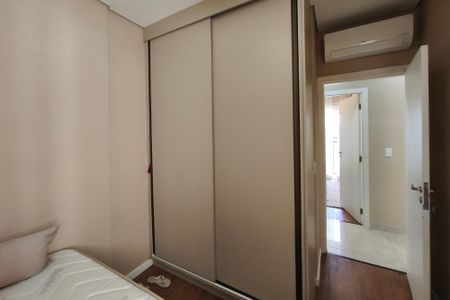 Apartamento para alugar com 77m², 3 quartos e 2 vagasQuarto 3