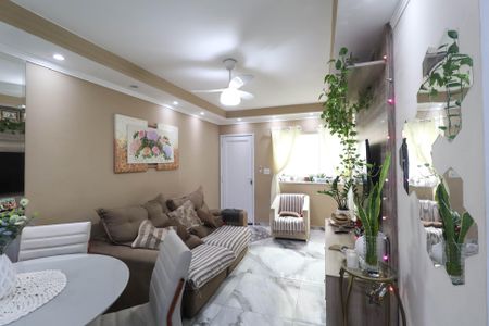 Casa de Condomínio para alugar com 3 quartos, 75m² em Vila Nivi, São Paulo