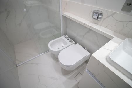 Apartamento à venda com 67m², 2 quartos e 1 vaga Apartamento à venda com 67m², 2 quartos e 1 vagaBANHEIRO