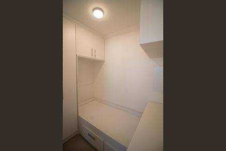 Apartamento à venda com 67m², 2 quartos e 1 vaga Apartamento à venda com 67m², 2 quartos e 1 vagaQUARTO DE SERVIÇO