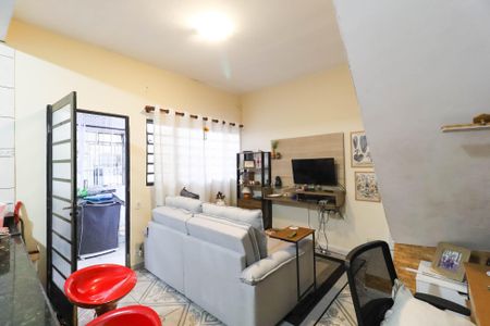 Casa à venda com 4 quartos, 240m² em Vila Medeiros, São Paulo