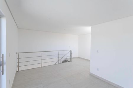 Apartamento à venda com 125m², 2 quartos e 3 vagasCobertura - Sala 2