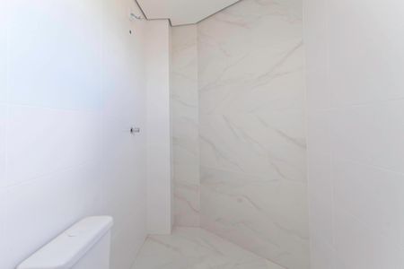 Apartamento à venda com 125m², 2 quartos e 3 vagas Apartamento à venda com 125m², 2 quartos e 3 vagasBanheiro da suíte