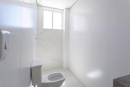 Apartamento à venda com 125m², 2 quartos e 3 vagas Apartamento à venda com 125m², 2 quartos e 3 vagasCobertura - Banheiro social 2