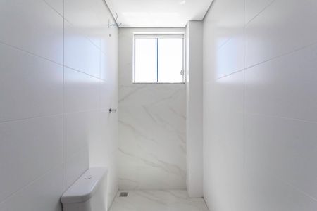 Apartamento à venda com 125m², 2 quartos e 3 vagas Apartamento à venda com 125m², 2 quartos e 3 vagasCobertura - Banheiro social 2