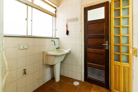 Apartamento à venda com 142m², 2 quartos e 1 vagaÁrea de Serviço