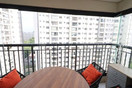 Varanda de apartamento à venda com 1 quarto, 41m² em Continental, Osasco