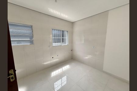Cozinha de apartamento à venda com 2 quartos, 46m² em Parque Boturussu, São Paulo