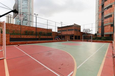 Apartamento à venda com 249m², 4 quartos e sem vaga Apartamento à venda com 249m², 4 quartos e sem vagaÁrea comum - Quadra poliesportiva