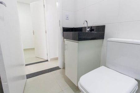 Apartamento para alugar com 60m², 2 quartos e sem vaga Apartamento para alugar com 60m², 2 quartos e sem vagaBanheiro 2