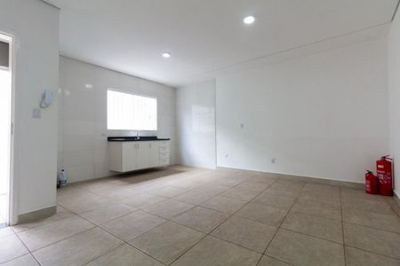 Apartamento para alugar com 54m², 2 quartos e sem vaga Apartamento para alugar com 54m², 2 quartos e sem vagaSala e Cozinha