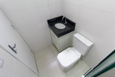 Apartamento para alugar com 48m², 2 quartos e sem vaga Apartamento para alugar com 48m², 2 quartos e sem vagaBanheiro 1