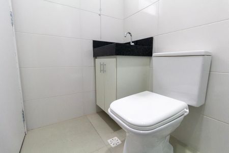 Apartamento para alugar com 48m², 2 quartos e sem vaga Apartamento para alugar com 48m², 2 quartos e sem vagaBanheiro 1