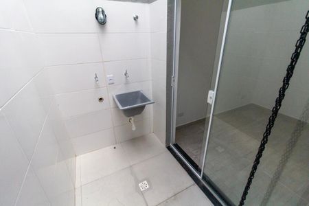 Apartamento para alugar com 47m², 2 quartos e sem vaga Apartamento para alugar com 47m², 2 quartos e sem vagaÁrea de Serviço