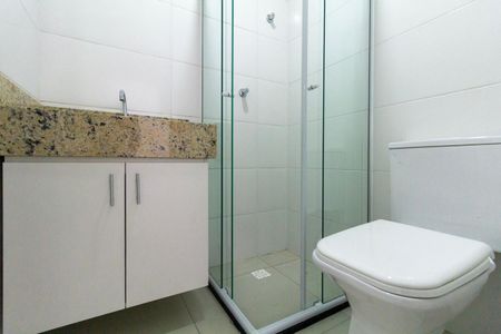 Apartamento para alugar com 47m², 2 quartos e sem vaga Apartamento para alugar com 47m², 2 quartos e sem vagaBanheiro